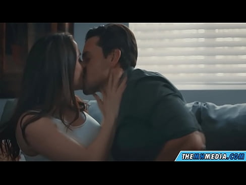 ❤️ 浪漫的性爱,有一个好的胸脯的妈妈 ❌ Fucking video❤